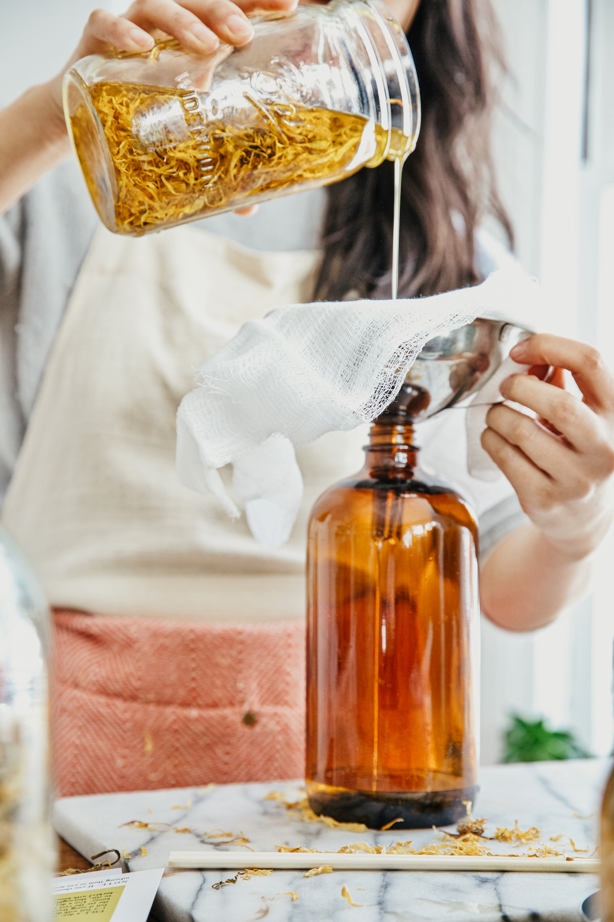 Business Herbal Course - making homebatch herbal products
