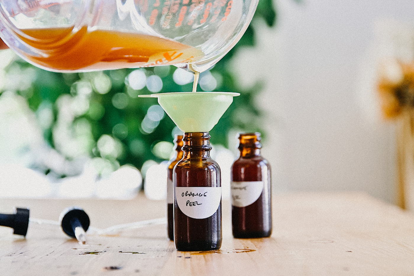 MAKING herbal Tinctures - Herbal Academy Herbalism 101 course